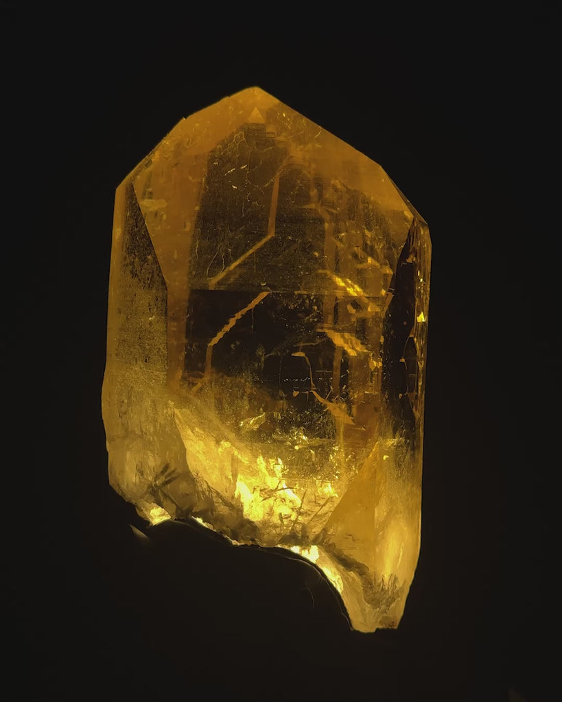 Rotating view of Honey Citrine Cathedral Crystal AAA
